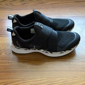 TIEM Men's Black Slipstream Indoor Cycling Shoes